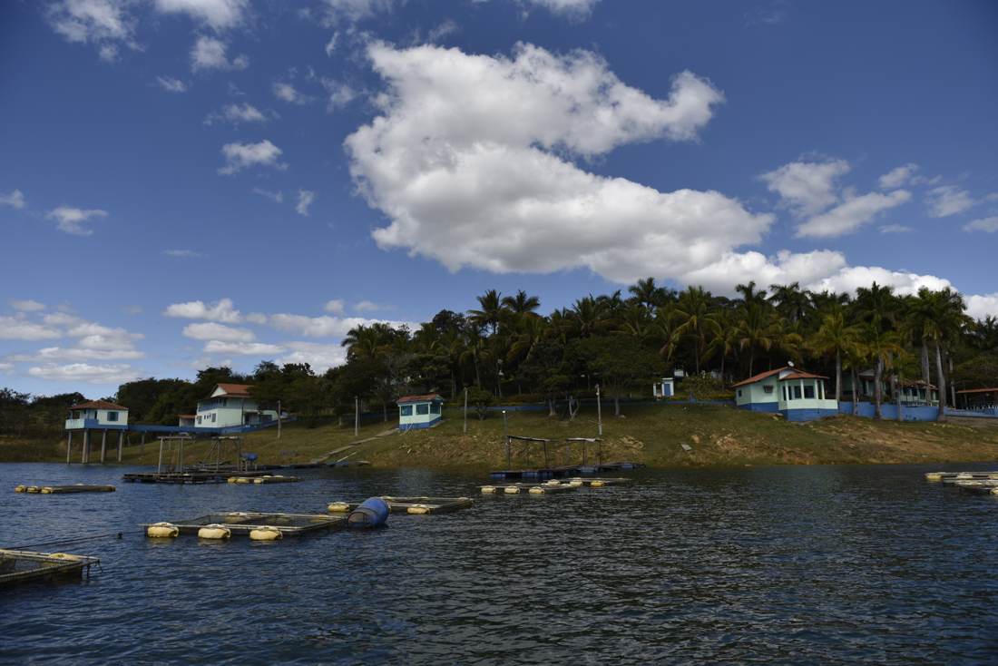 Pesca em tablado na Estância Bela Vida